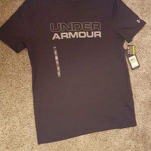 Black Men's Under Armor T-Shirt - Small